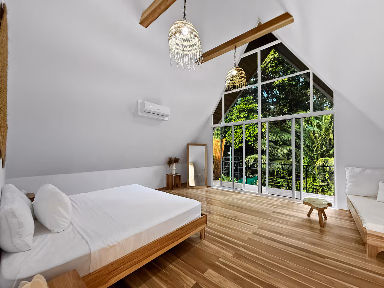 King bedroom with jungle views